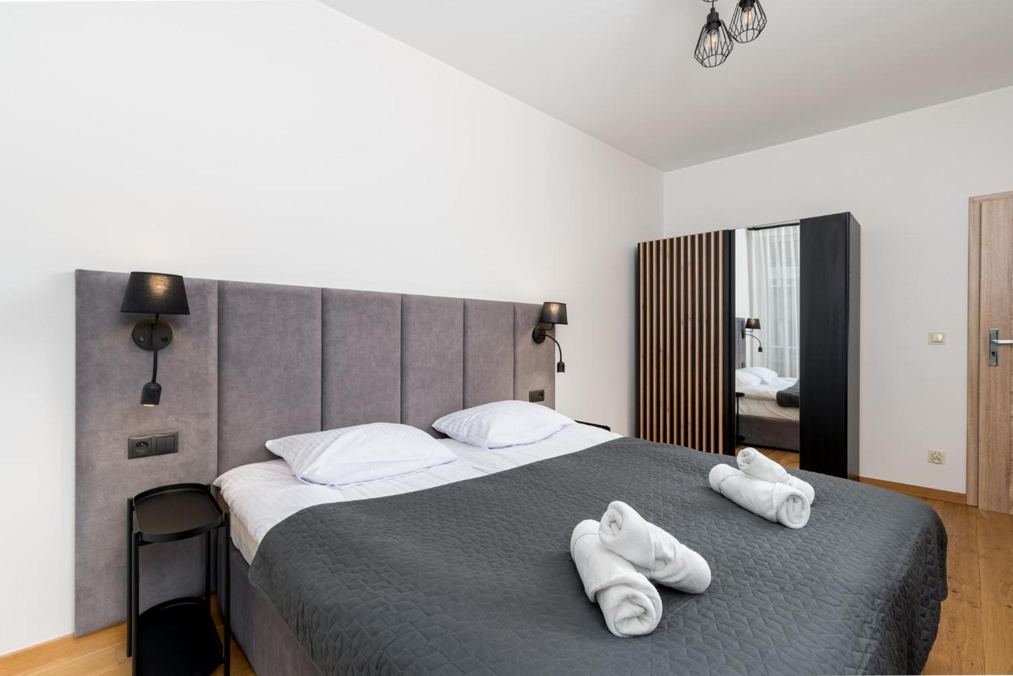 Revesen Premium Apartments Krakau Exterior foto