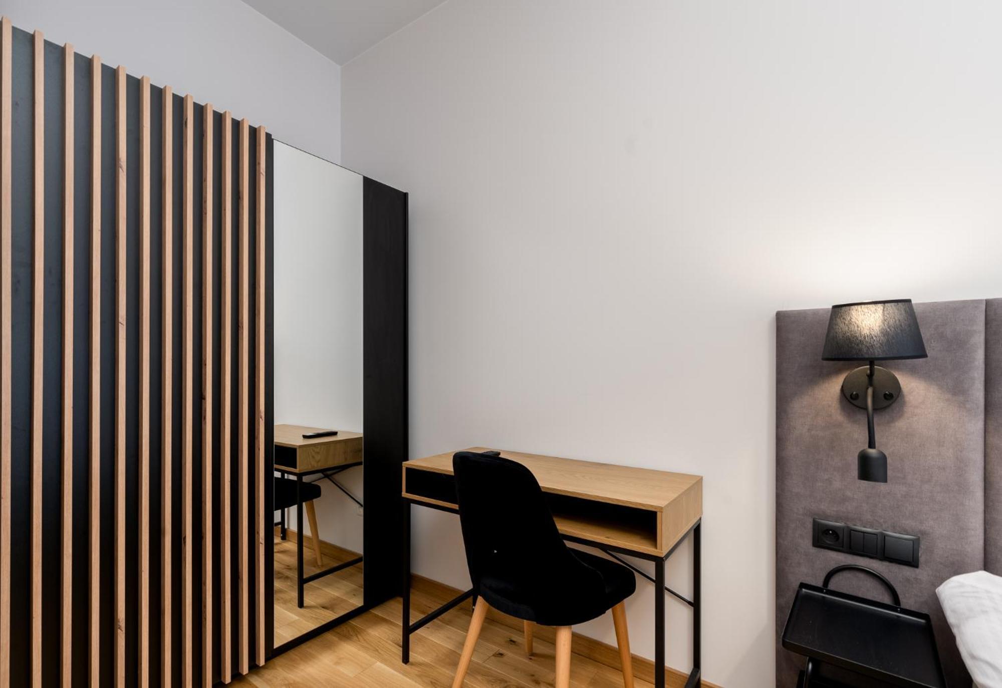 Revesen Premium Apartments Krakau Exterior foto
