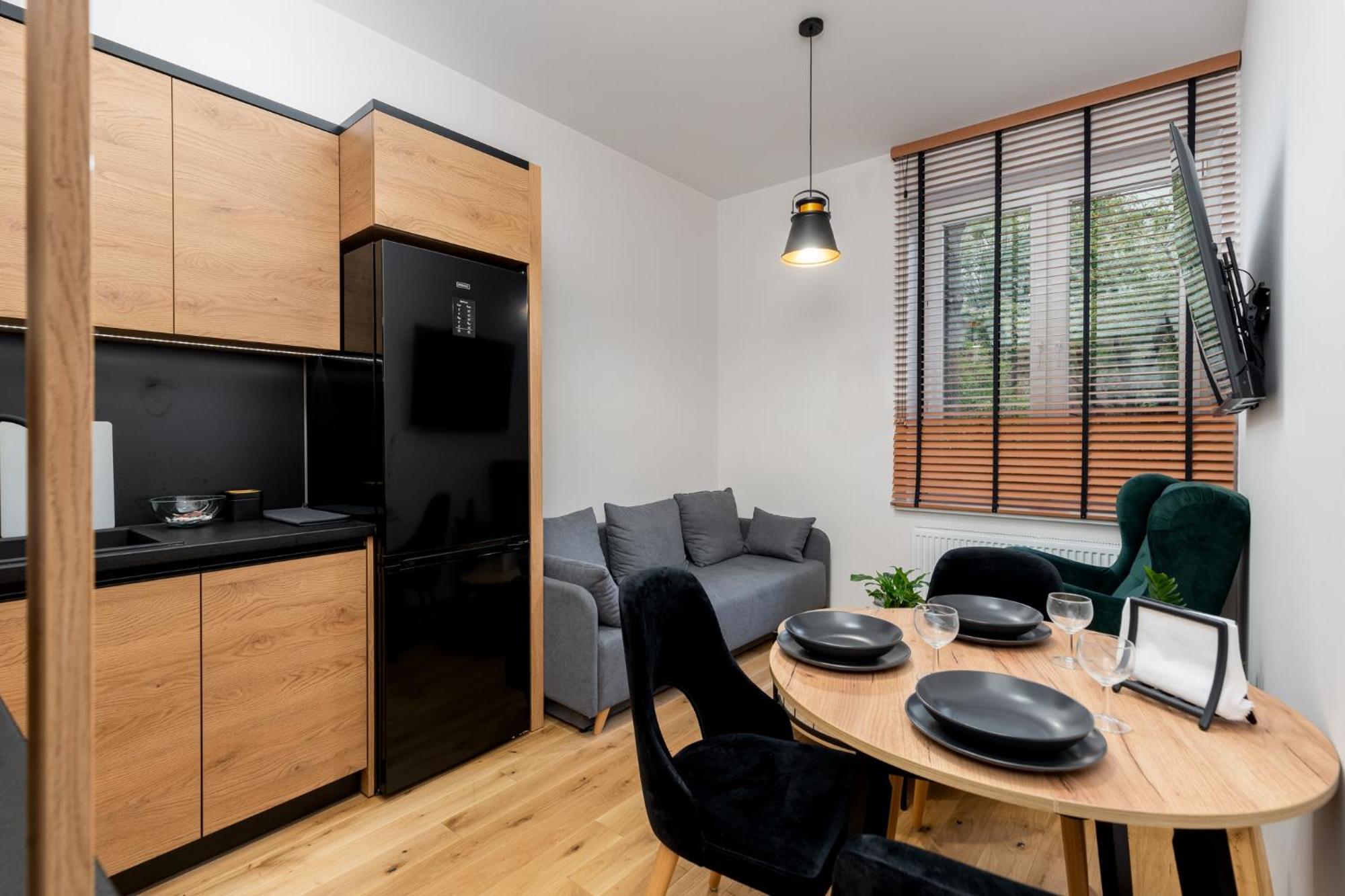 Revesen Premium Apartments Krakau Exterior foto
